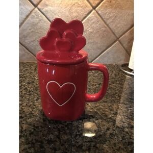NWT Rae Dunn Artisan Heart Valentine's Day Red Heart Topper Mug
